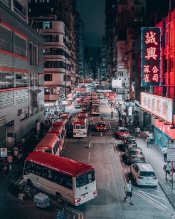 Unsplash ID dNiGeIsSnBA
