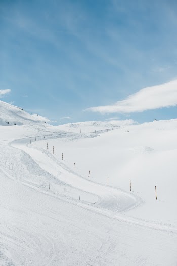 Unsplash ID dRXFXvUsYTY