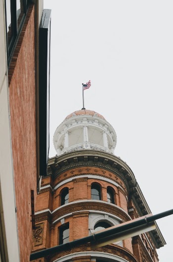 Unsplash ID DSM3l3YrrRk