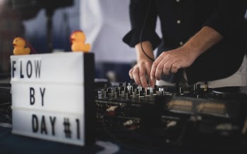 Unsplash ID dx0zBzDSxho