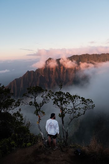 Unsplash ID E2SGMyG5vLw