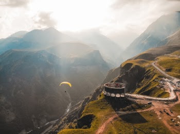 Unsplash ID Edx0NpJ29fQ