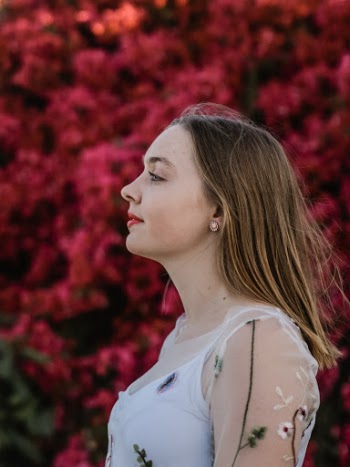 Unsplash ID Ef6R6tELrq4