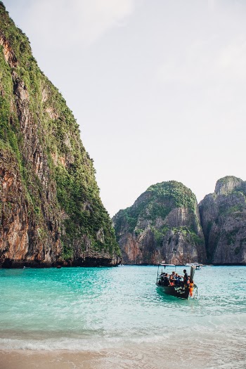 Unsplash ID EiPwgP9bmfI