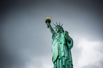 Unsplash ID EkVSiDK7AkM
