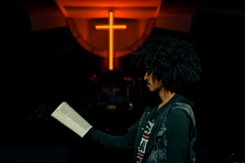 Unsplash ID EMWOEu0YY0M