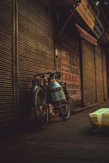 Unsplash ID eNeIKxFkmtg