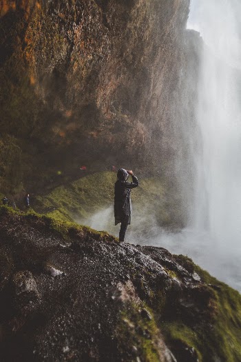 Unsplash ID evaOMfBf2ww