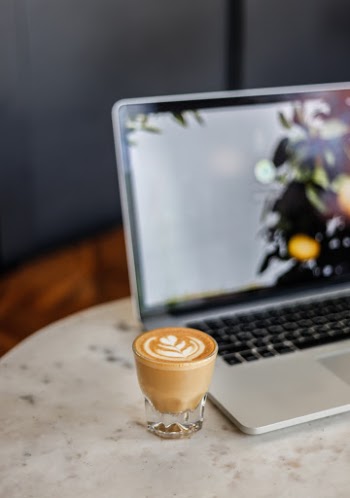 Unsplash ID Ez_v_Ld66n0