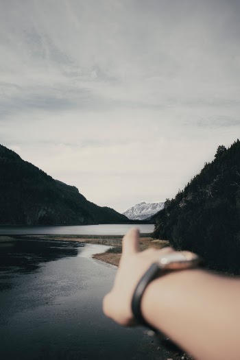 Unsplash ID EZvc4q_BLb8