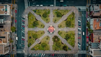 Unsplash ID -fJ5iXxiYjU