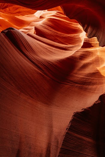 Unsplash ID fkpQ0PPxHmE
