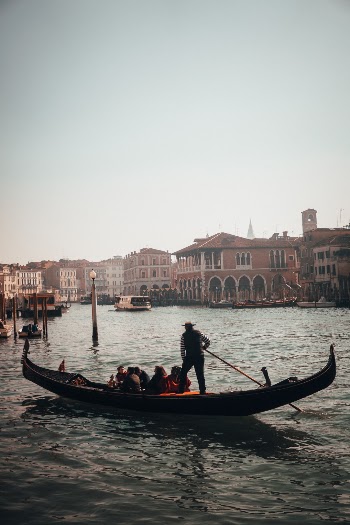 Unsplash ID FQxQna78Ass