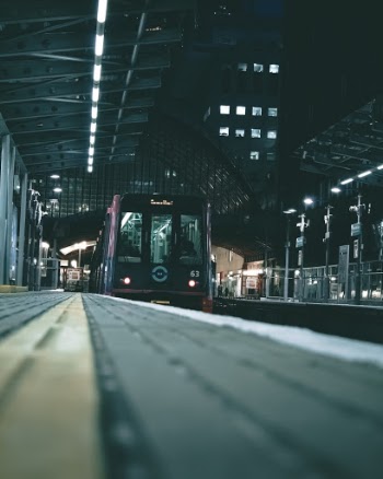 Unsplash ID FtnUSyot0po