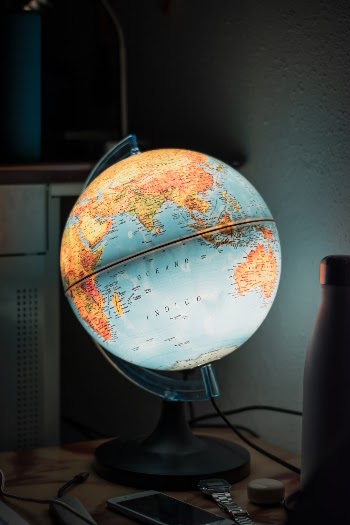 Unsplash ID FyeVOF4P4YI