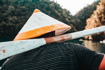 Unsplash ID gMG3zv9gP-Y