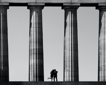 Unsplash ID GqzO6Qh_-Wk