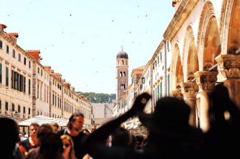 Unsplash ID H6JT3QIrBnM