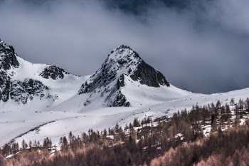 Unsplash ID hBI6dqA6uv4