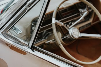 Unsplash ID heluZd8CSoc