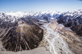 Unsplash ID hKvv1uTmjE0