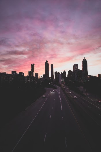 Unsplash ID hnMg7lKSh_A