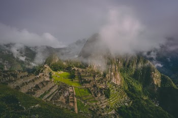Unsplash ID hSaz9GQLerA