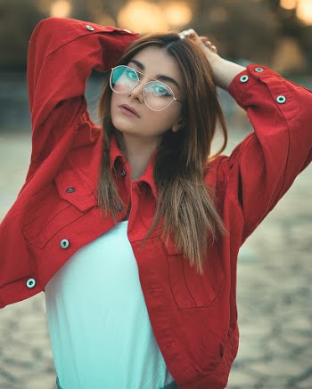 Unsplash ID htBJrFemB1o