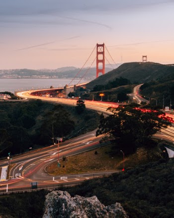 Unsplash ID hVOmebI1k1Y