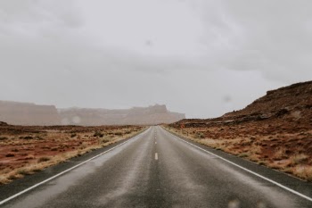 Unsplash ID HW2diOZ4yg4