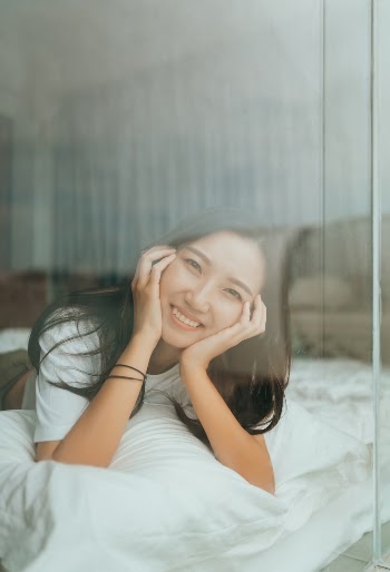 Unsplash ID HzCH2EUu8WI