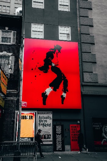 Unsplash ID HZL7bH2oMIo
