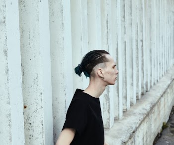 Unsplash ID IIpETIwh7Ig