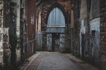 Unsplash ID ikrRthrfhzg