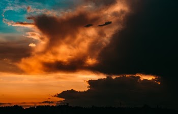 Unsplash ID Iq2c9ZfVV1w
