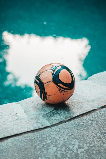 Unsplash ID iqNHXsNX0kI