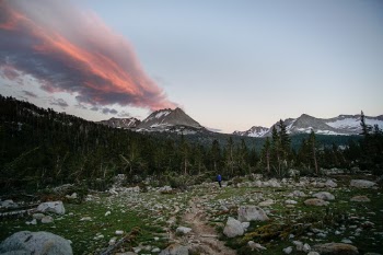 Unsplash ID IRcUc-8KeRE