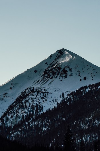 Unsplash ID iRMUDX0kyOc