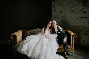 Unsplash ID iRvR7Q1KQLE