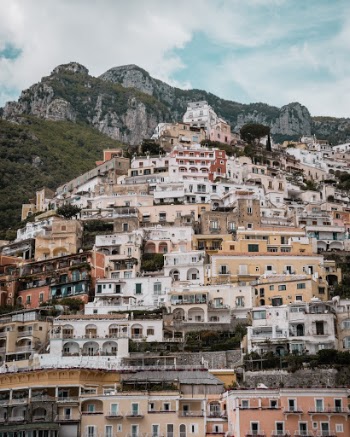 Unsplash ID iTOJpOnOQWM