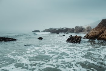 Unsplash ID iUwk9ti9kdE