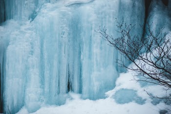 Unsplash ID iv36upKXxGA