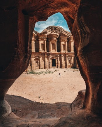 Unsplash ID Ivwyqtw3PzU