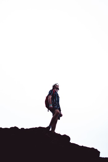 Unsplash ID IYuaxnKSfeI