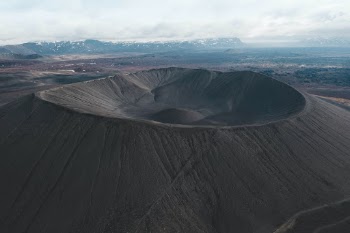 Unsplash ID j_7IGIUm30A