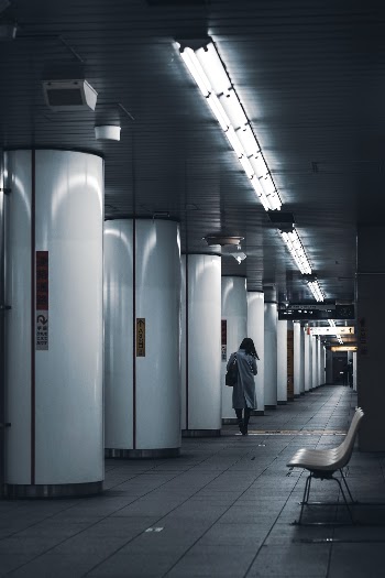 Unsplash ID j-CfykvkZ-Y