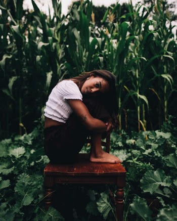 Unsplash ID J-FlKr4x2Ms