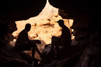 Unsplash ID j49SN2L3Sbs