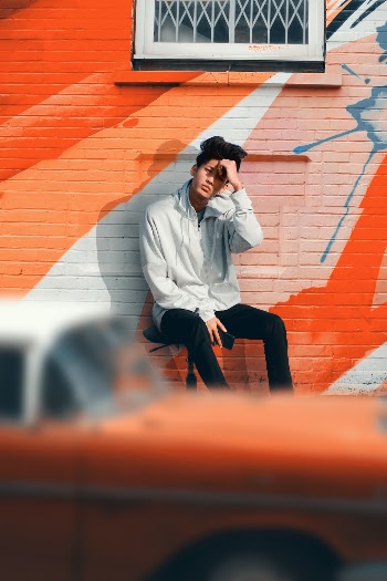Unsplash ID jaKf-lqO9uY