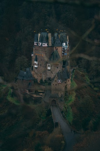 Unsplash ID jeDoiZ0btpE